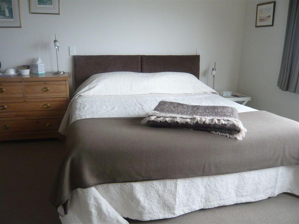 The B & B On The Hill Queenstown Bagian luar foto