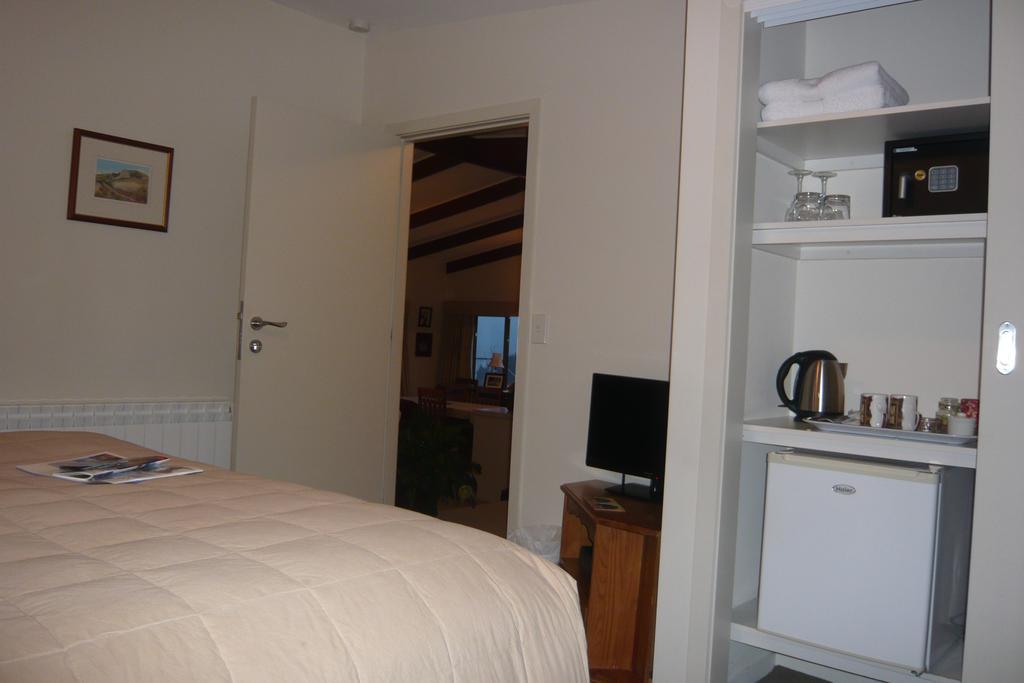 The B & B On The Hill Queenstown Bagian luar foto