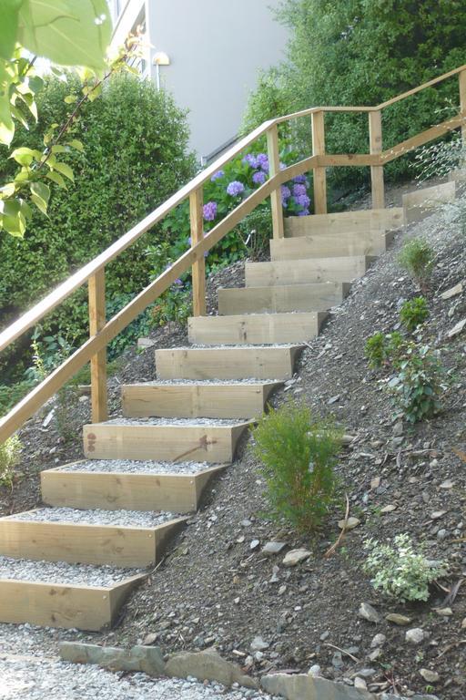 The B & B On The Hill Queenstown Bagian luar foto